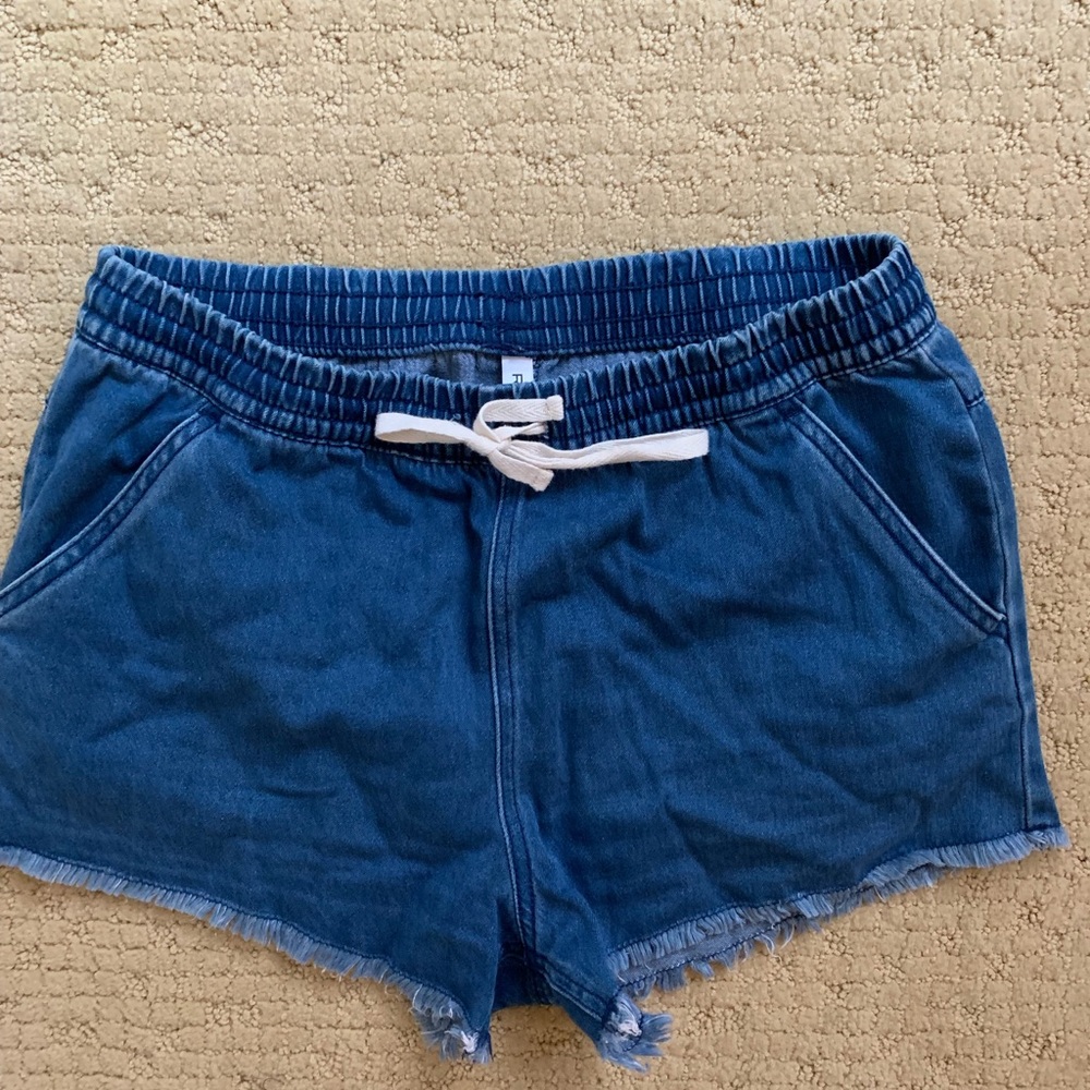Jean/chambray RVCA shorts